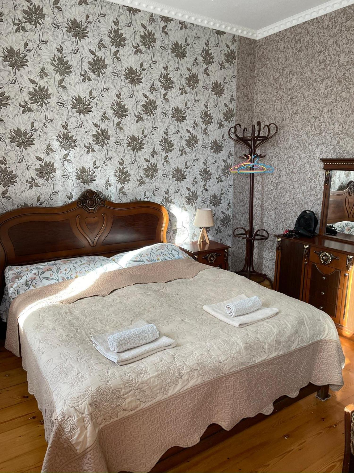 Elco Hotel Zugdidi Kültér fotó