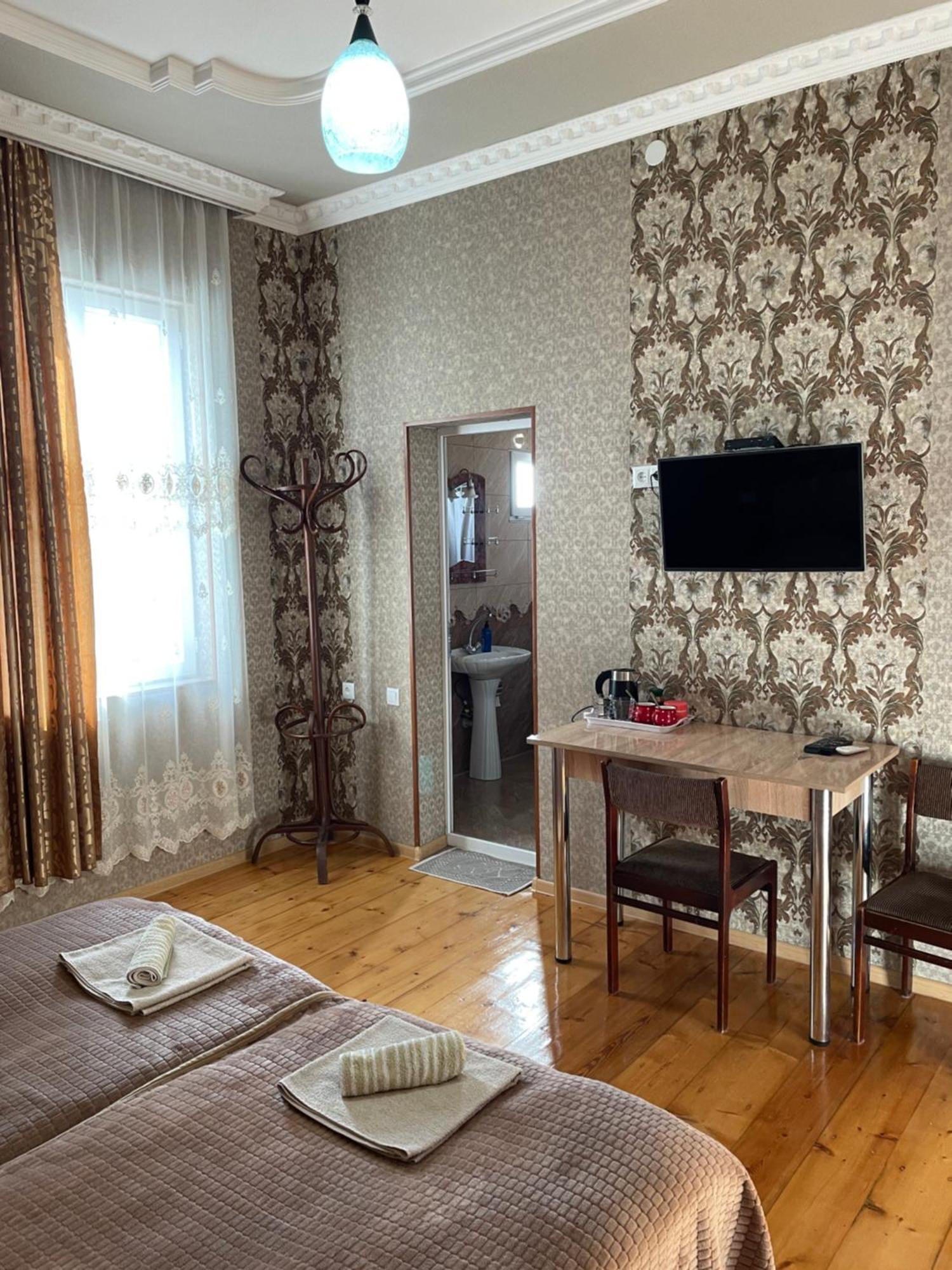 Elco Hotel Zugdidi Kültér fotó